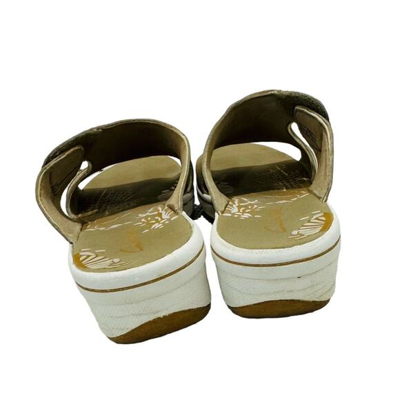 Clarks Daisy Drift Memory Form Cushion Slip on Adjustable Wedge Womens Sandal 8 - Picture 7 of 11